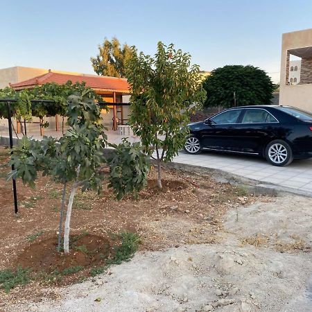 مزرعة النجم Najem Farm Villa Al-Qasr Exterior photo